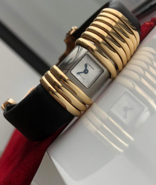Fashion часы: Cartier