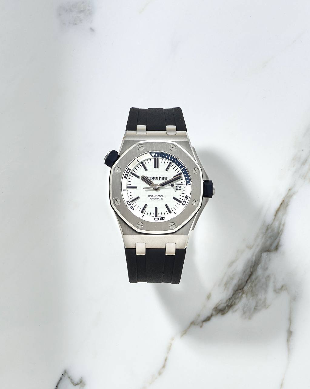 Audemars Piguet Royal Oak Offshore Diver 42mm 15710