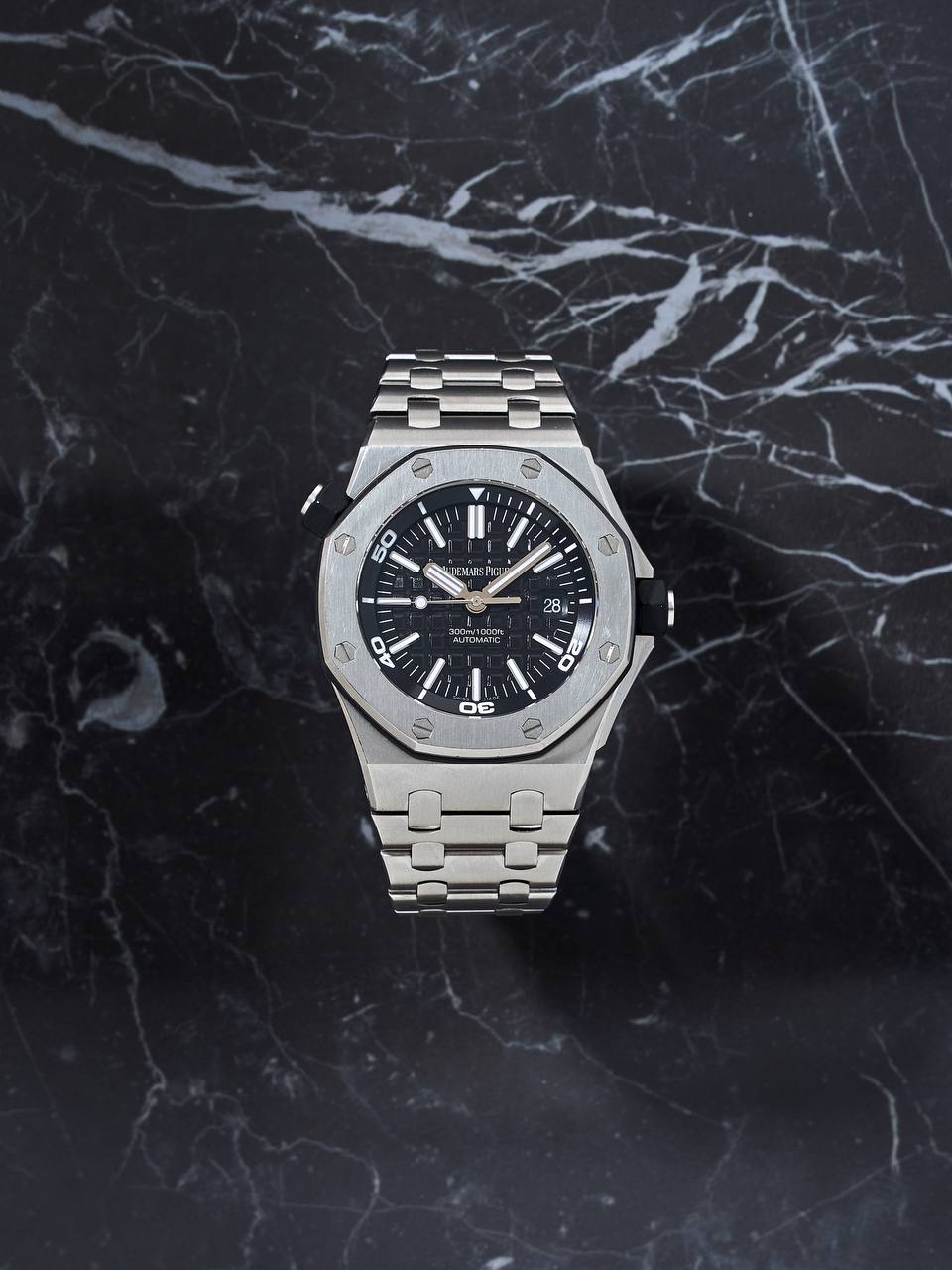 Audemars Piguet Royal Oak Offshore Diver 42 mm 15703