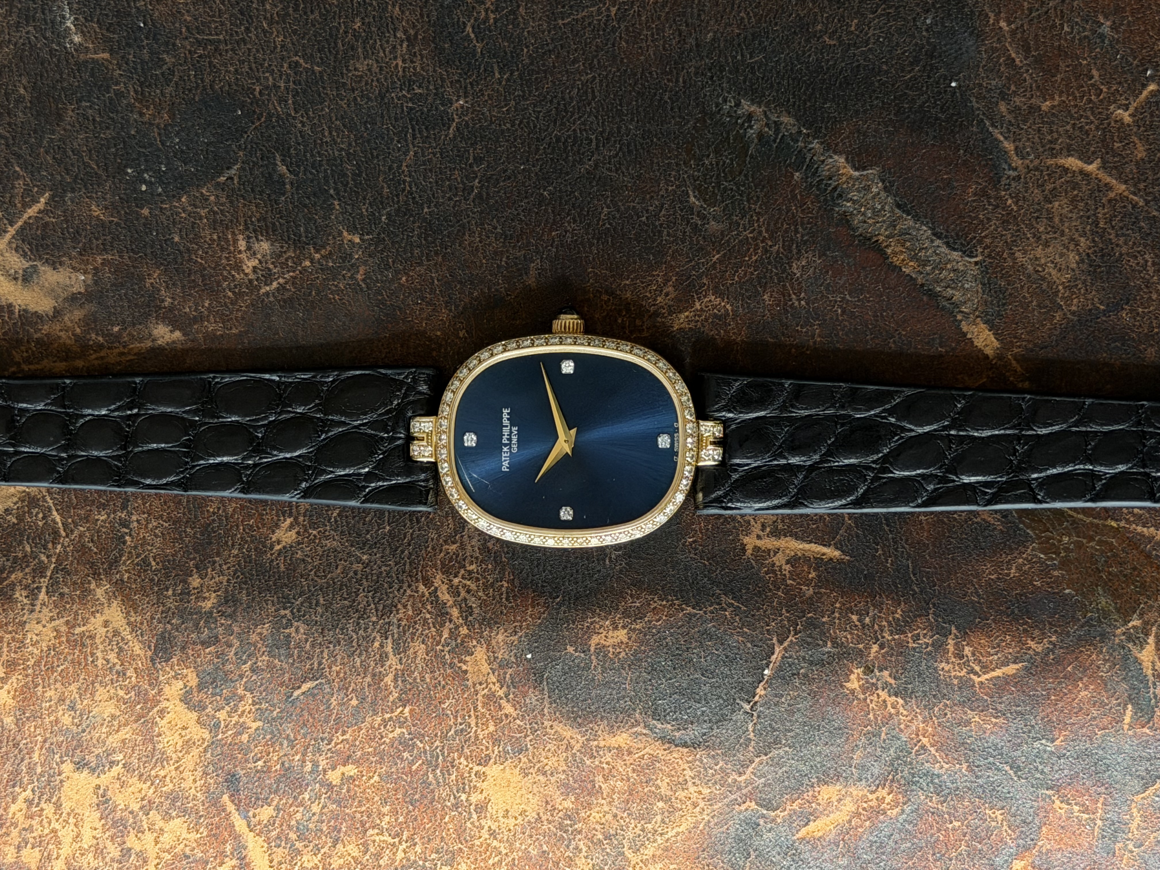 Patek Philippe Golden Lady Ellipse Diamonds 4882