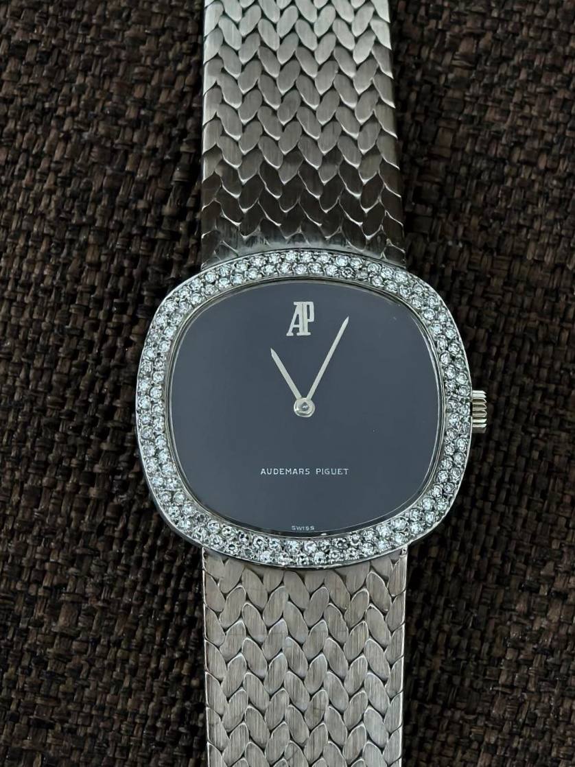 Audemars Piguet Vintage White Gold Diamond Bezel
