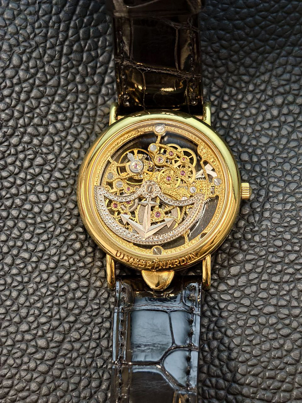 UN Le Locle Skeleton 
