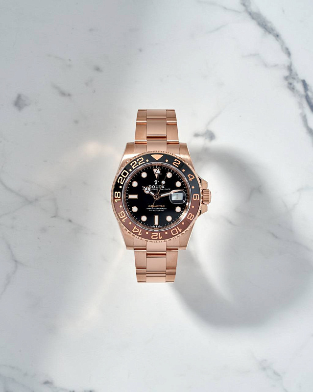 Rolex GMT Master II Rootbeer 40mm 126715CHNR 