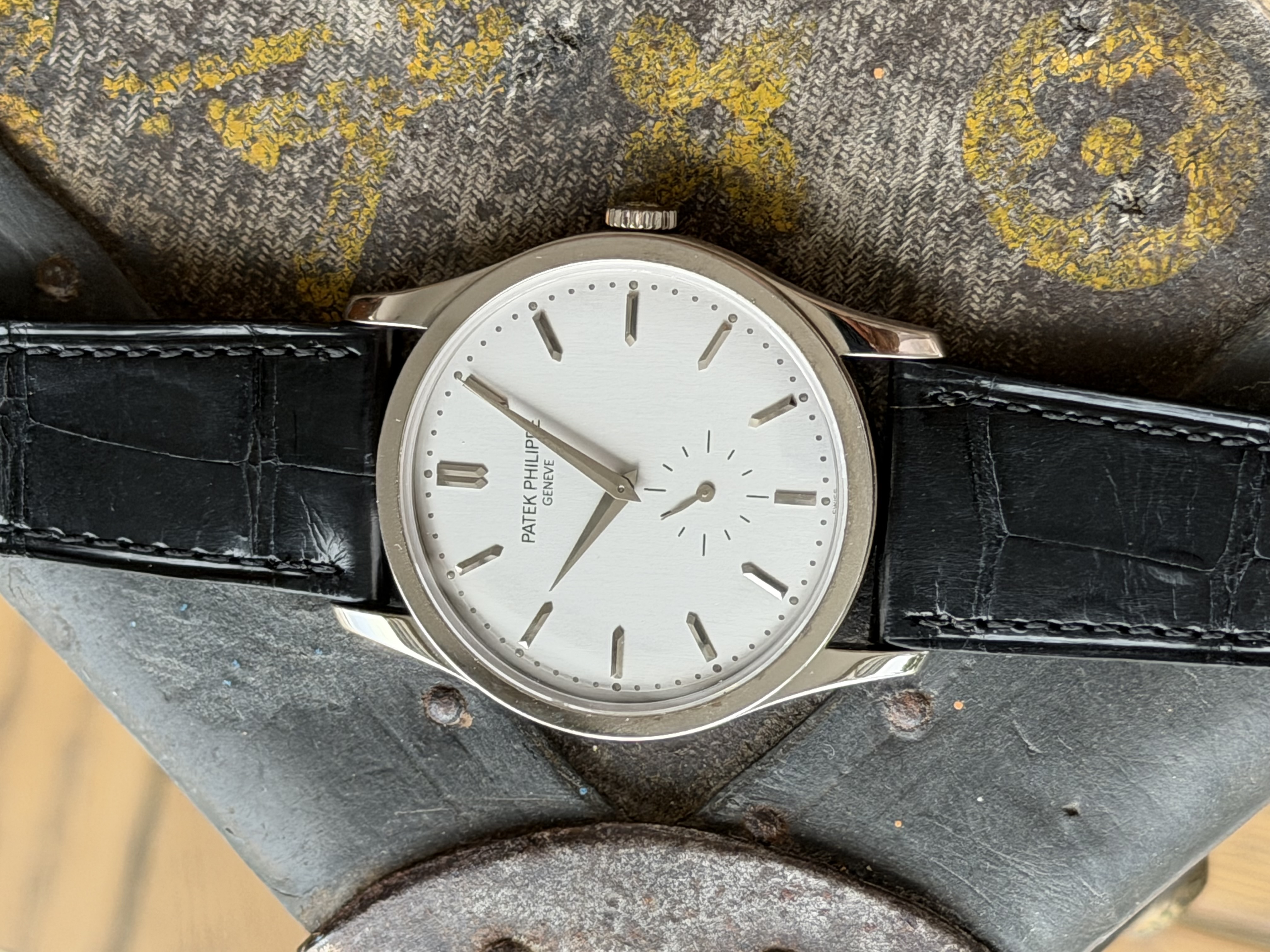 Patek Philippe Calatrava 5196 White Gold