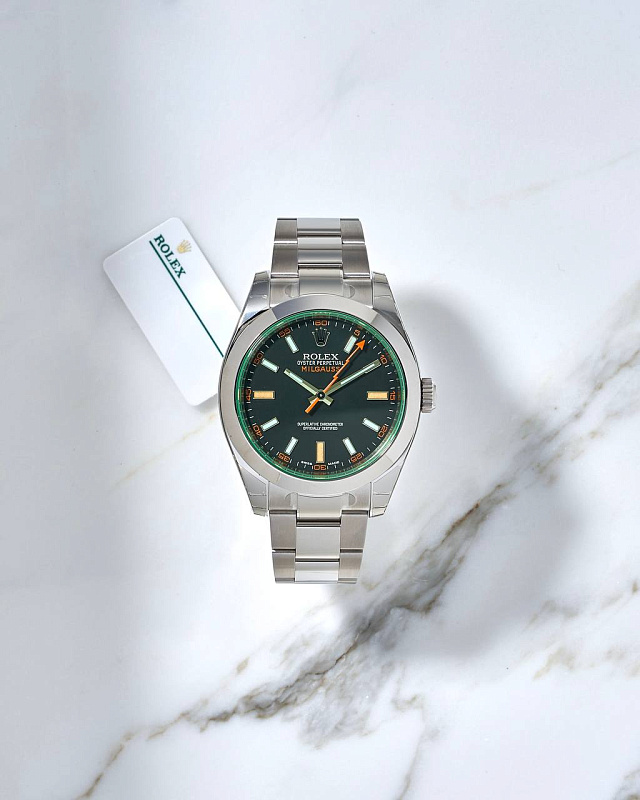 Rolex Milgauss Green Sapphire Black Dial 116400GV NEW
