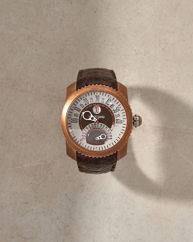 Gerald Genta Gefica Biretro Safari Bronze & Titanium