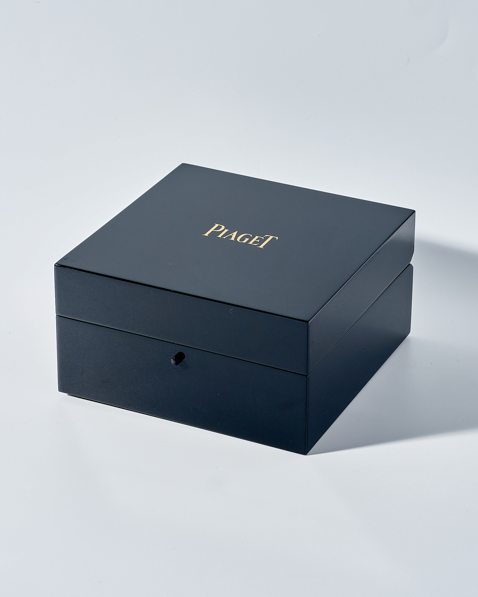 Piaget Box