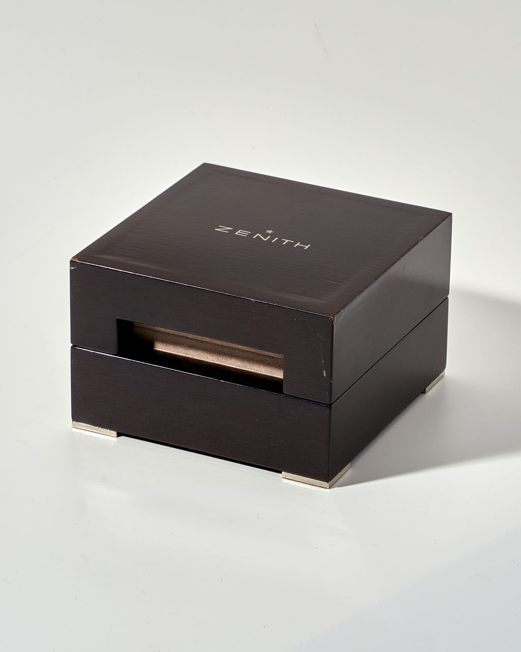 Zenith Box