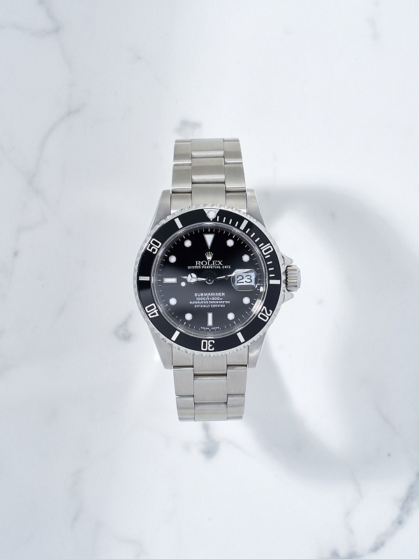 Rolex Submariner Date 40mm with box P Series