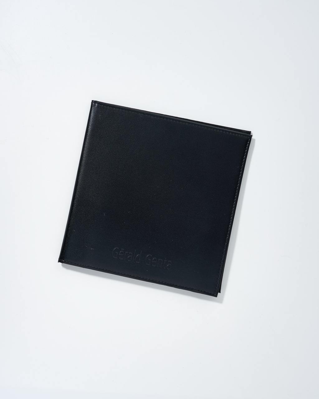 Gerald Genta Folder