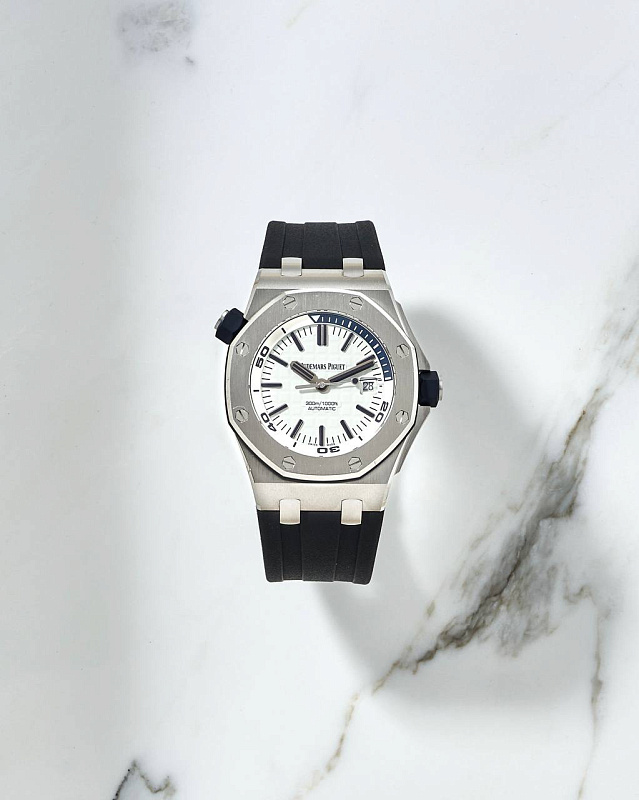 Audemars Piguet Royal Oak Offshore Diver 42mm 15710