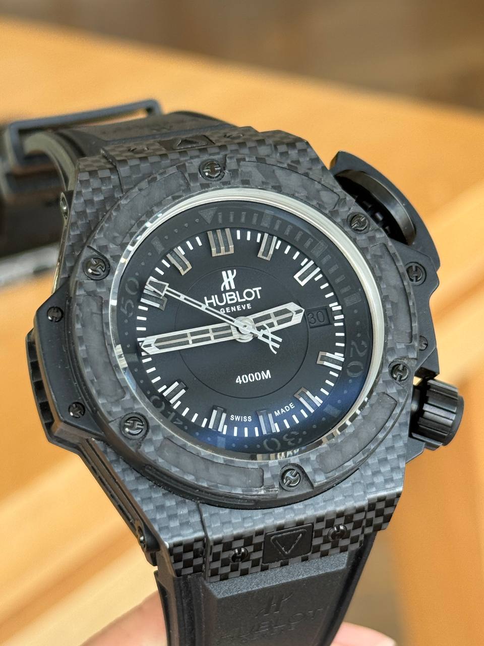 Hublot King Power Oceanographic 4000 Carbon 