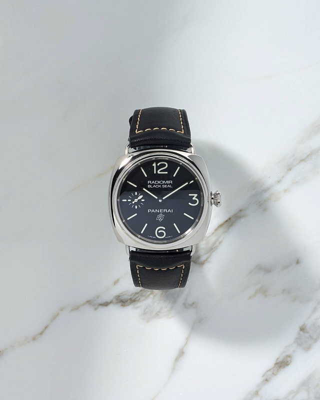 Panerai Radiomir Black Seal Logo 45 mm PAM754 2024