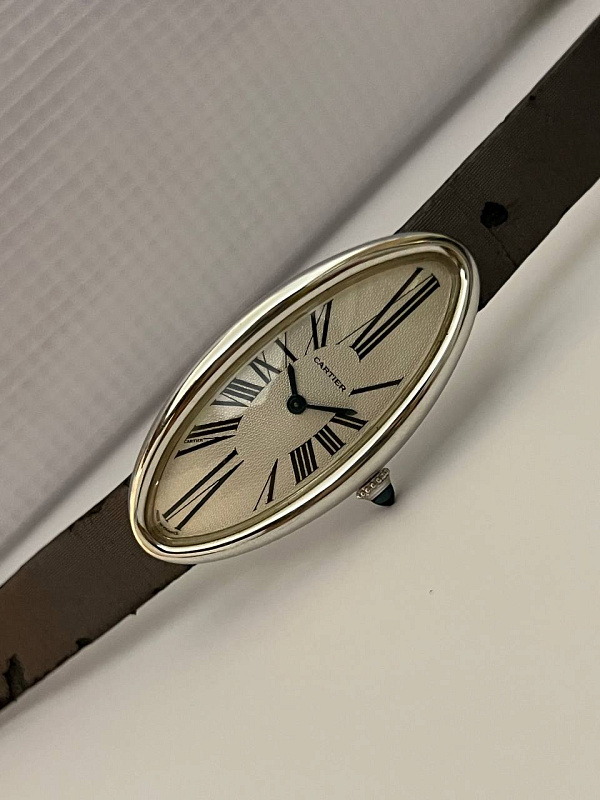 Cartier Baignoire Allongée White Gold 2604