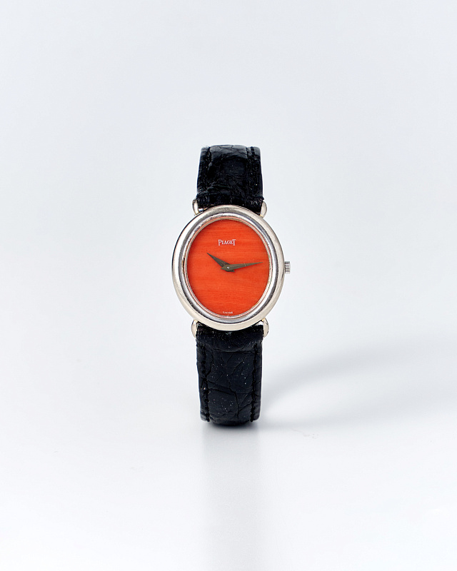 Piaget Gold Oval Lady Vintage Coral Dial White Gold 9822