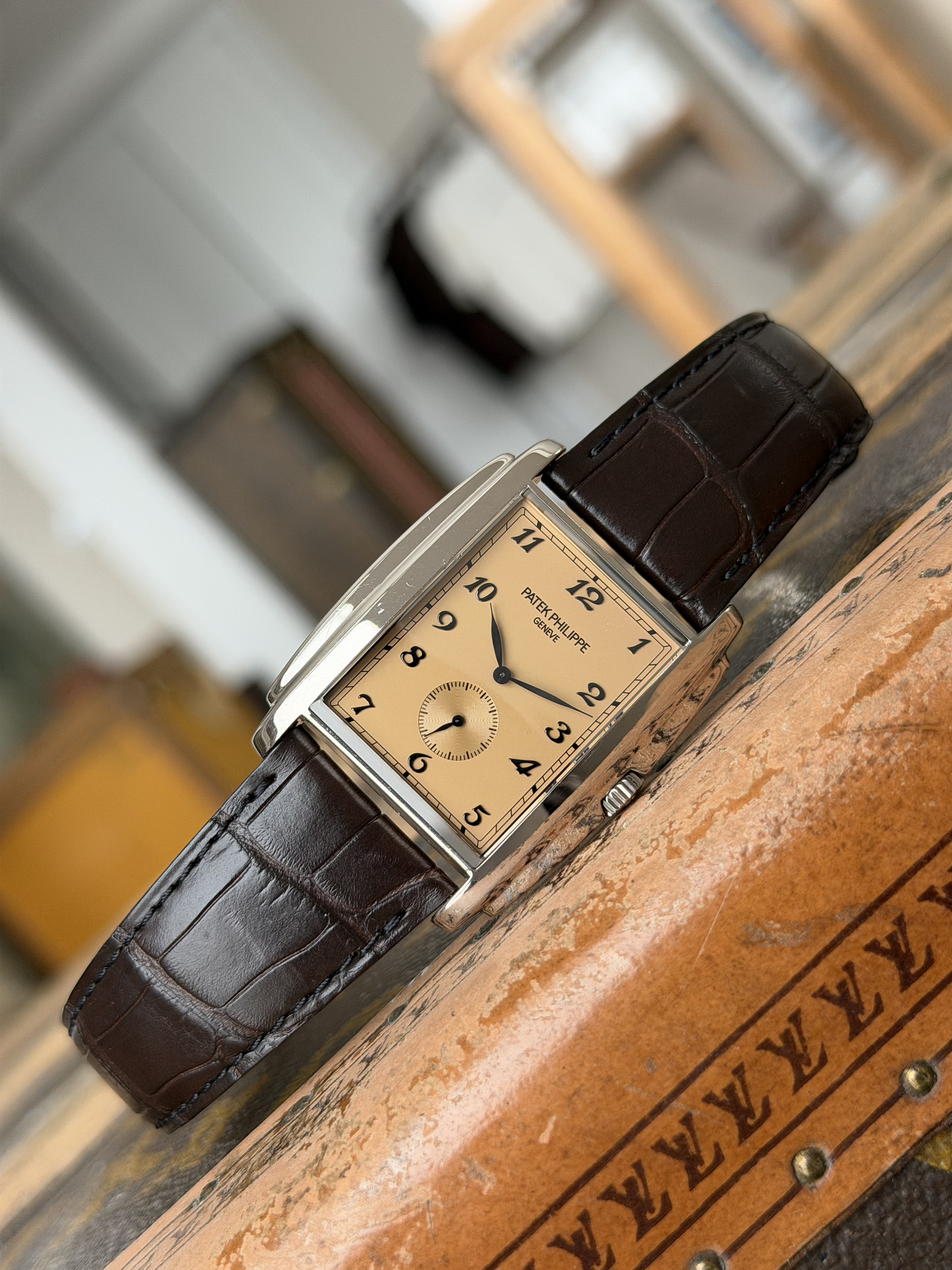 Patek Philippe Gondolo 5124 White Gold Salmon Dial