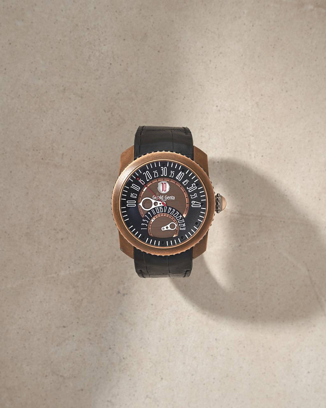 Gerald Genta Gefica Biretro Safari Bronze & Titanium
