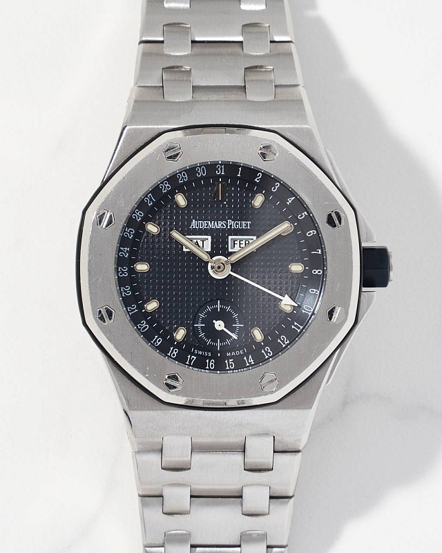 Audemars piguet royal oak offshore triple calendar store