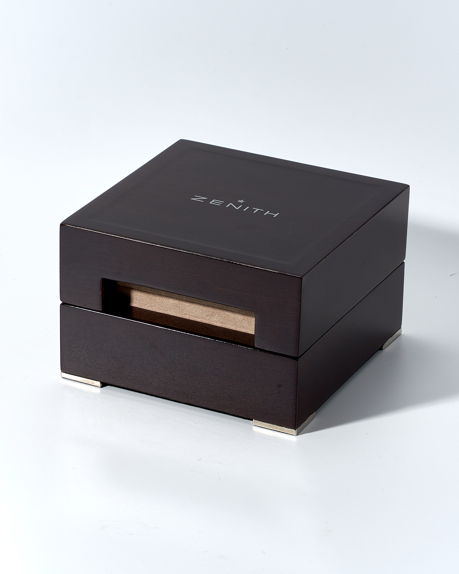 Zenith Box