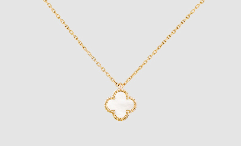 Van Cleef & Arpels Sweet Alhambra Pendant MoP