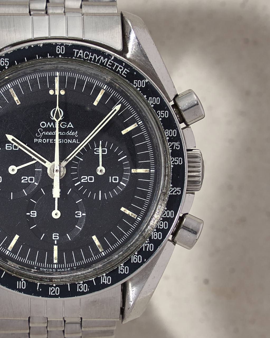 Moonwatch chronograph top