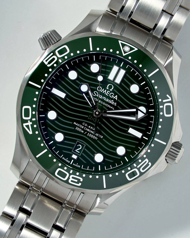 Omega Seamaster Diver 300 M Co axial Master Chronometer Green Dial NEW
