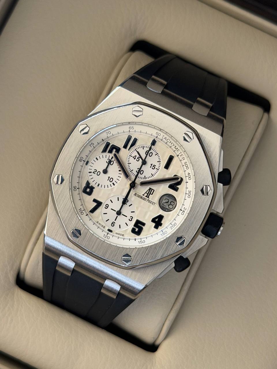 Audemars Piguet Royal Oak Offshore Chronograph Safari 26020