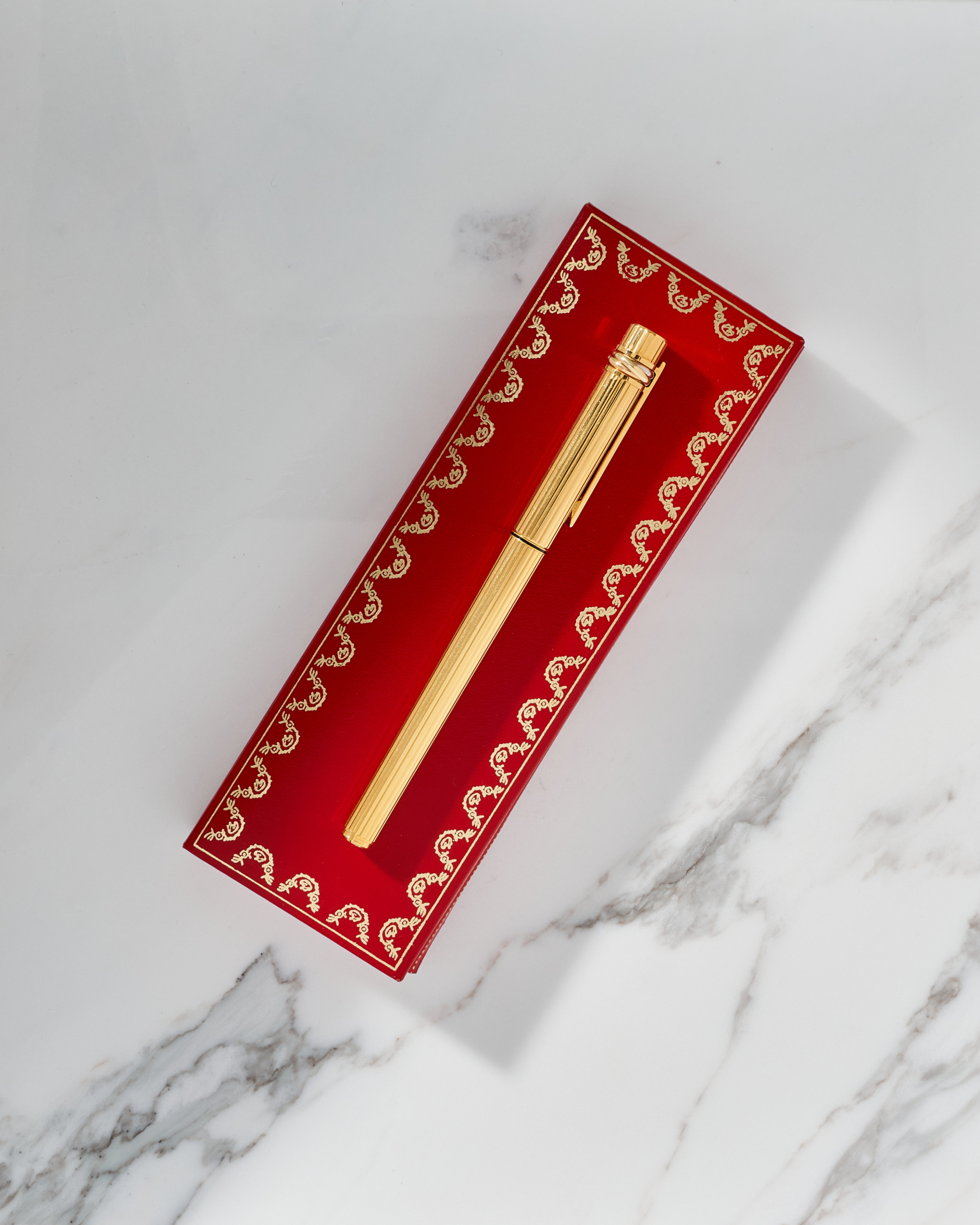Перьевая ручка Cartier Must De Cartier Fountain Pen