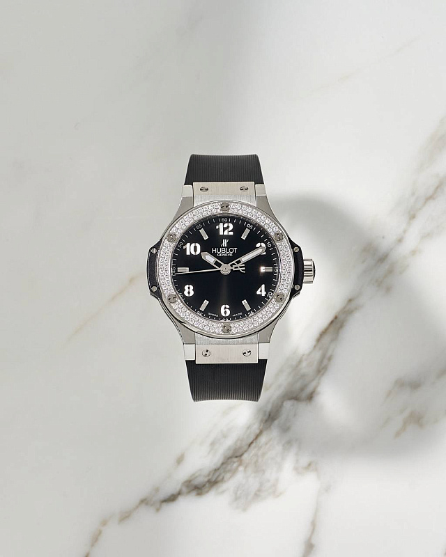 Hublot Big Bang 38mm Quartz with Diamonds