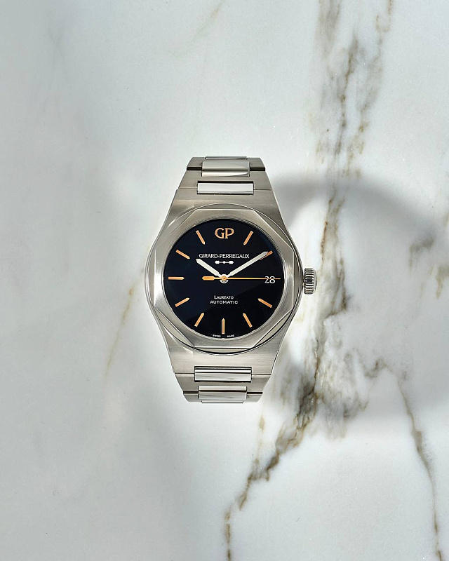 Girard Perregaux Laureato 42 Infinity Edition 