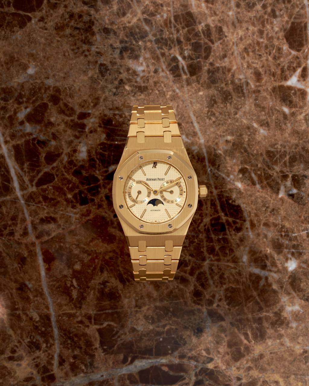 Audemars Piguet Royal Oak Day-Date Moonphase 25594