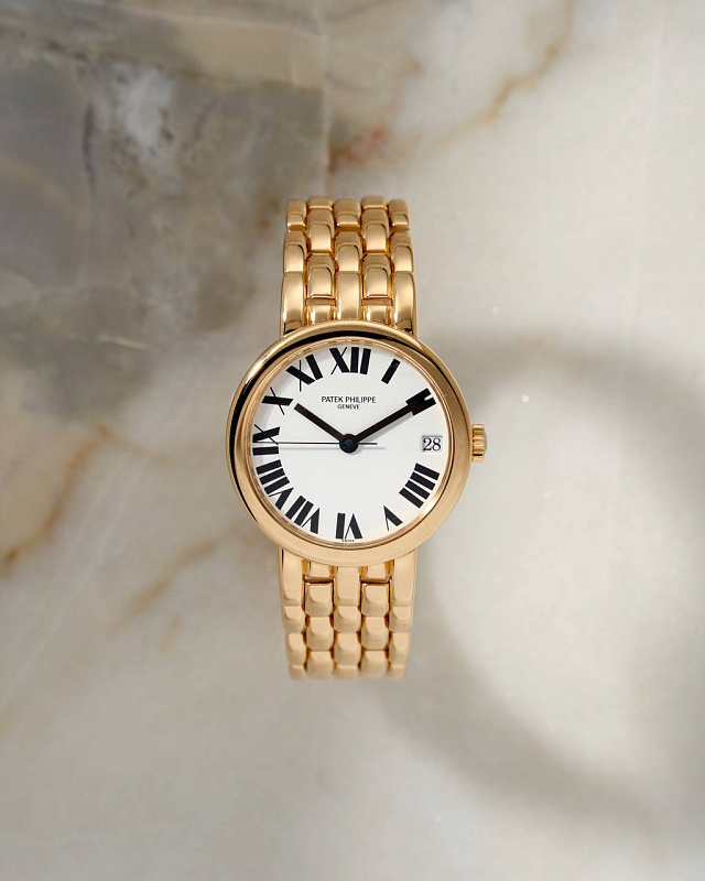 Patek Philippe Calatrava Yellow Gold with bracelet 5012