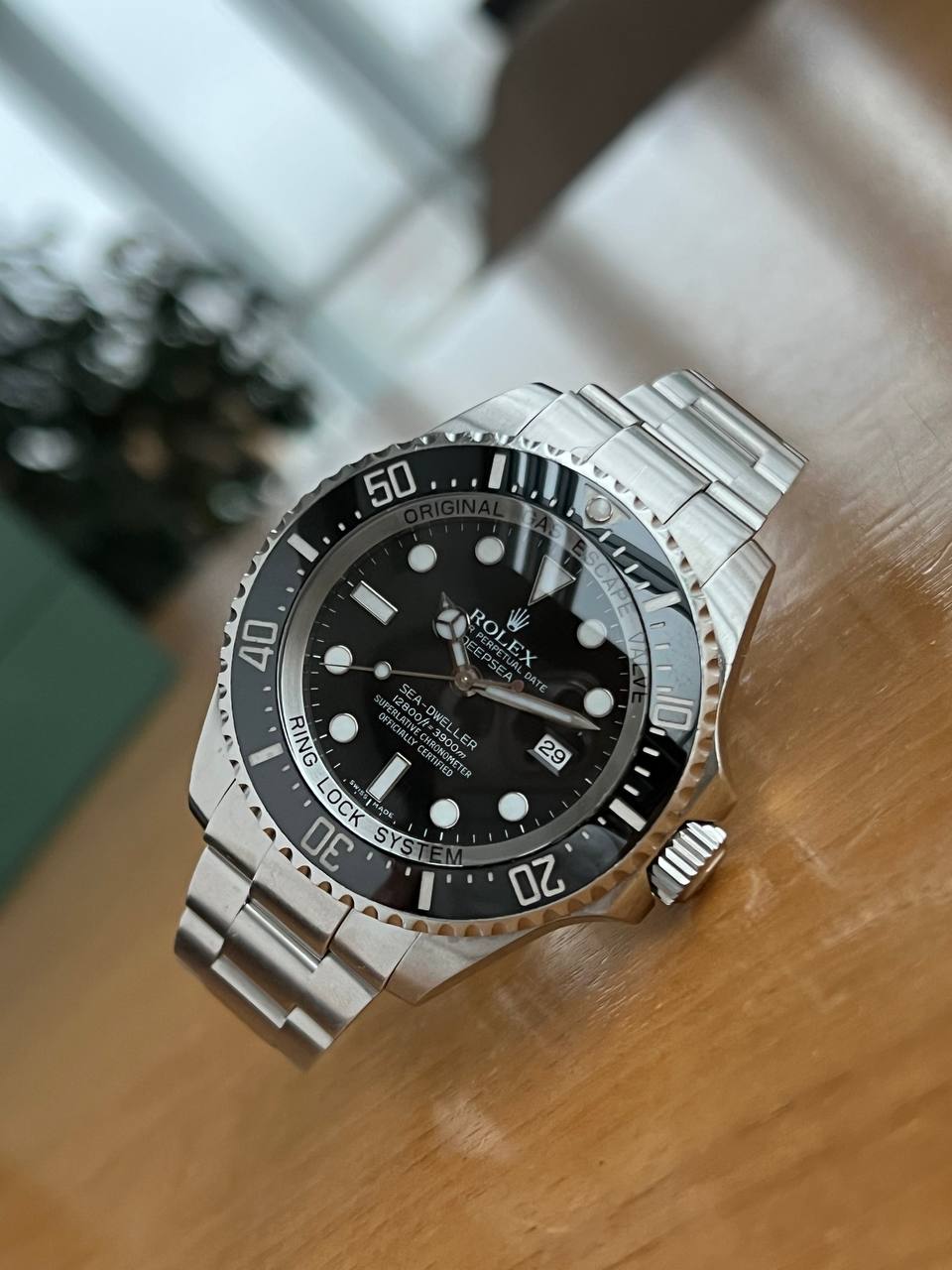 Rolex Sea-Dweller Deepsea 44mm 116660 V Series