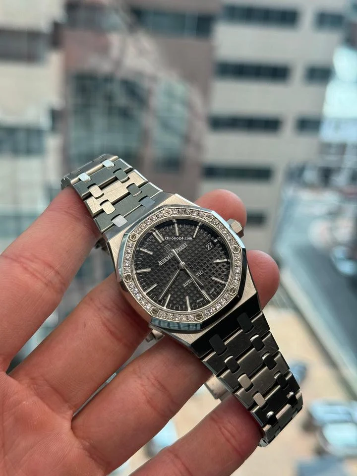 Audemars Piguet Royal Oak Diamond Bezel 33mm 15000ST 